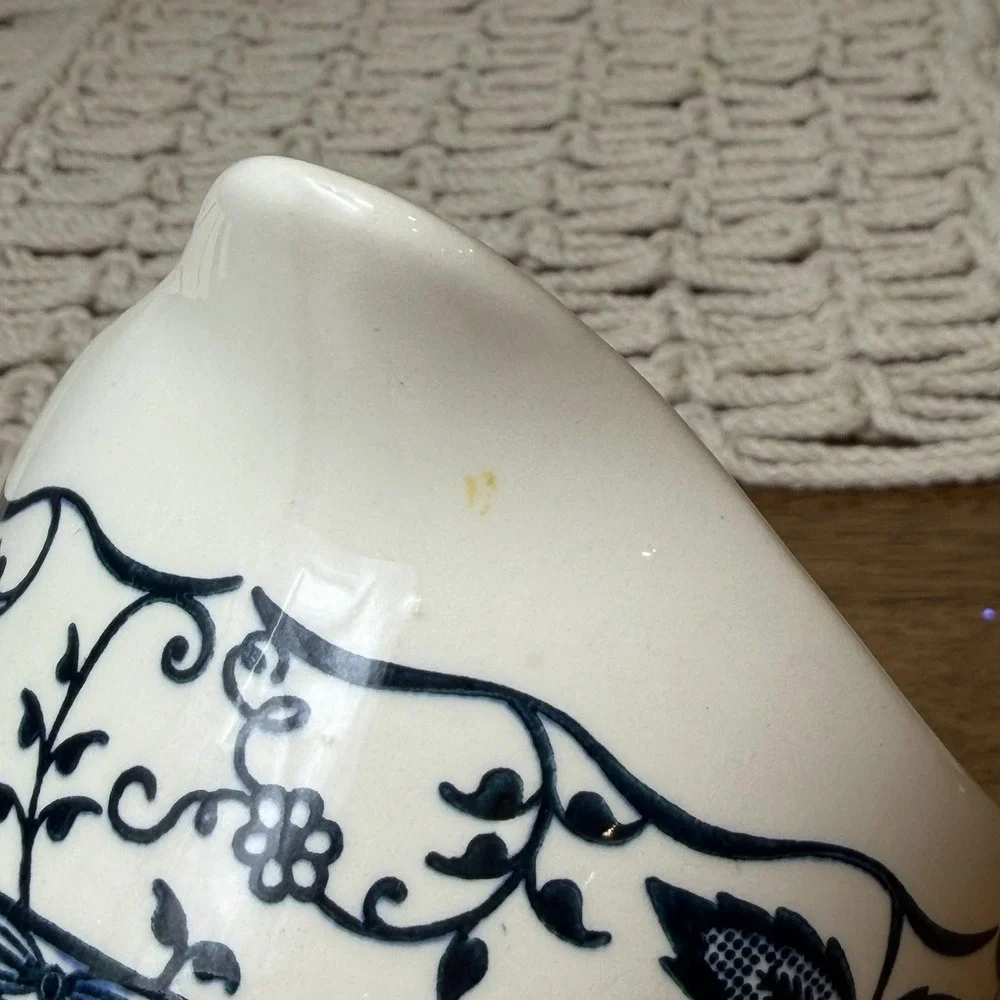 ROYAL USA Doorn Blue Onion Creamer Replacement Gravy Boat Floral Boho Cottage